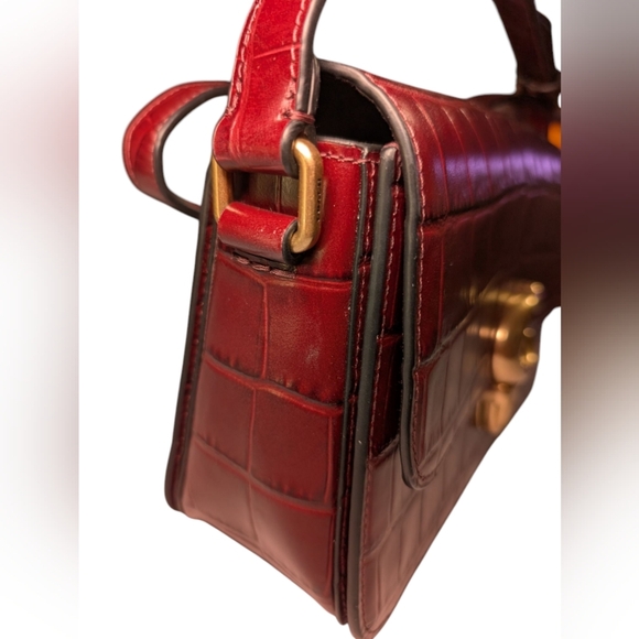 Coach Burgundy Croc-Embossed Leather Bag - Picture 7 of 12